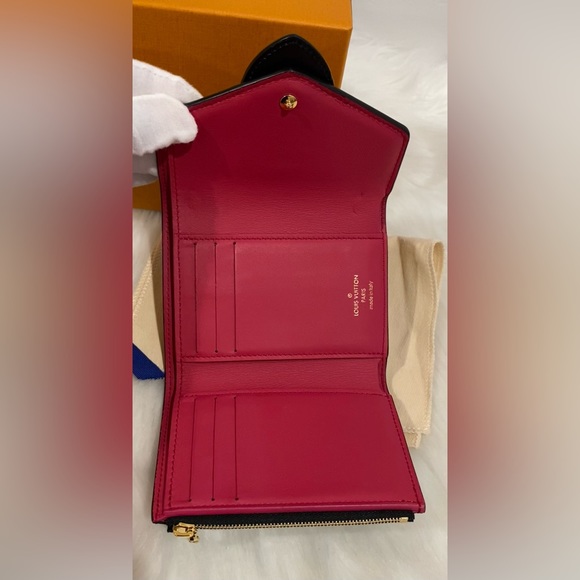 SOLD‼️Louis Vuitton Black/Pink Pont 9 Wallet - Picture 7 of 17